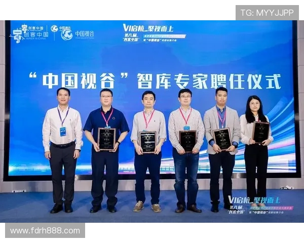 辽宁与新疆第三场复赛激战正酣 谁能挺进决赛掀起新的篮球风暴